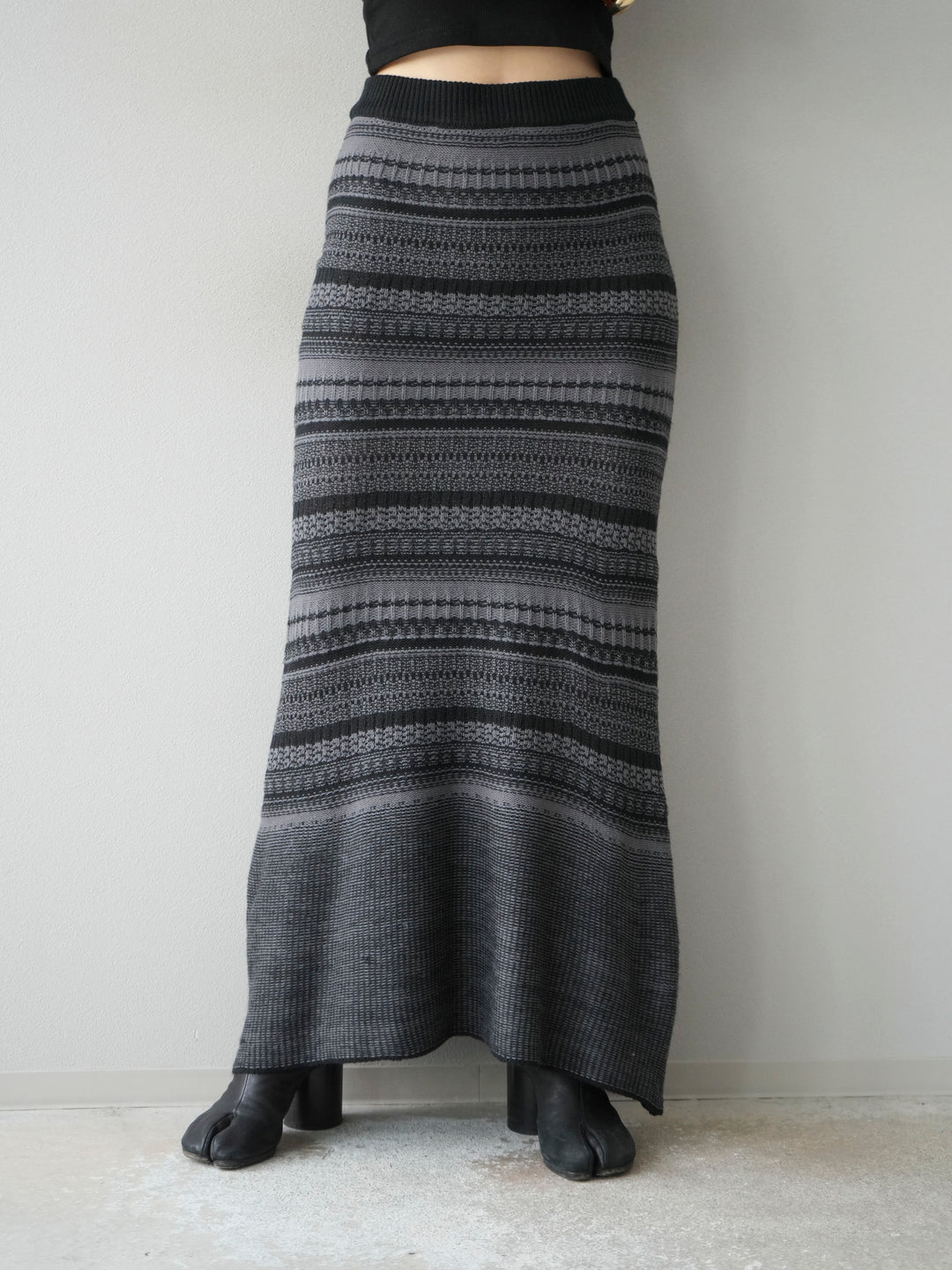 [予約]ガーター編みニットロングスカート/グレー×ブラック