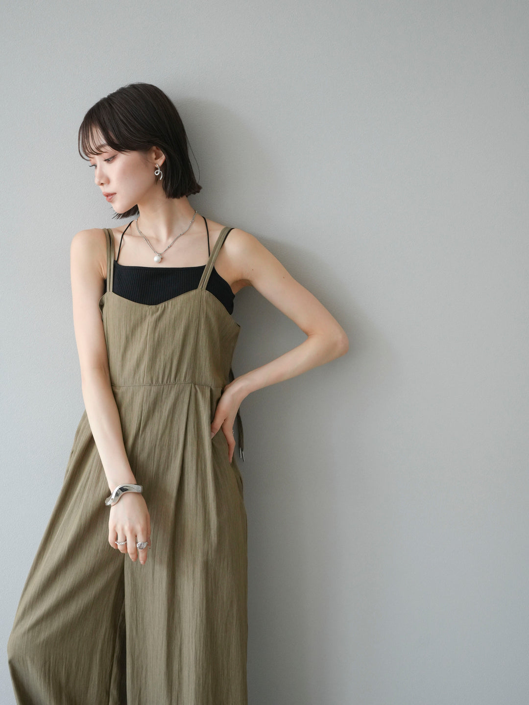 [SET]リネンライクビスチェデザインサロペット+ダブルストラップカットリブブラキャミソール(2set)
