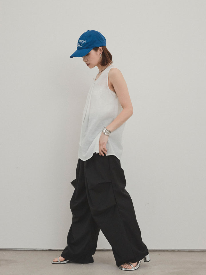 [SET] 透視褶皺不對稱上衣 + 設計環側褶褲 (2 件組)