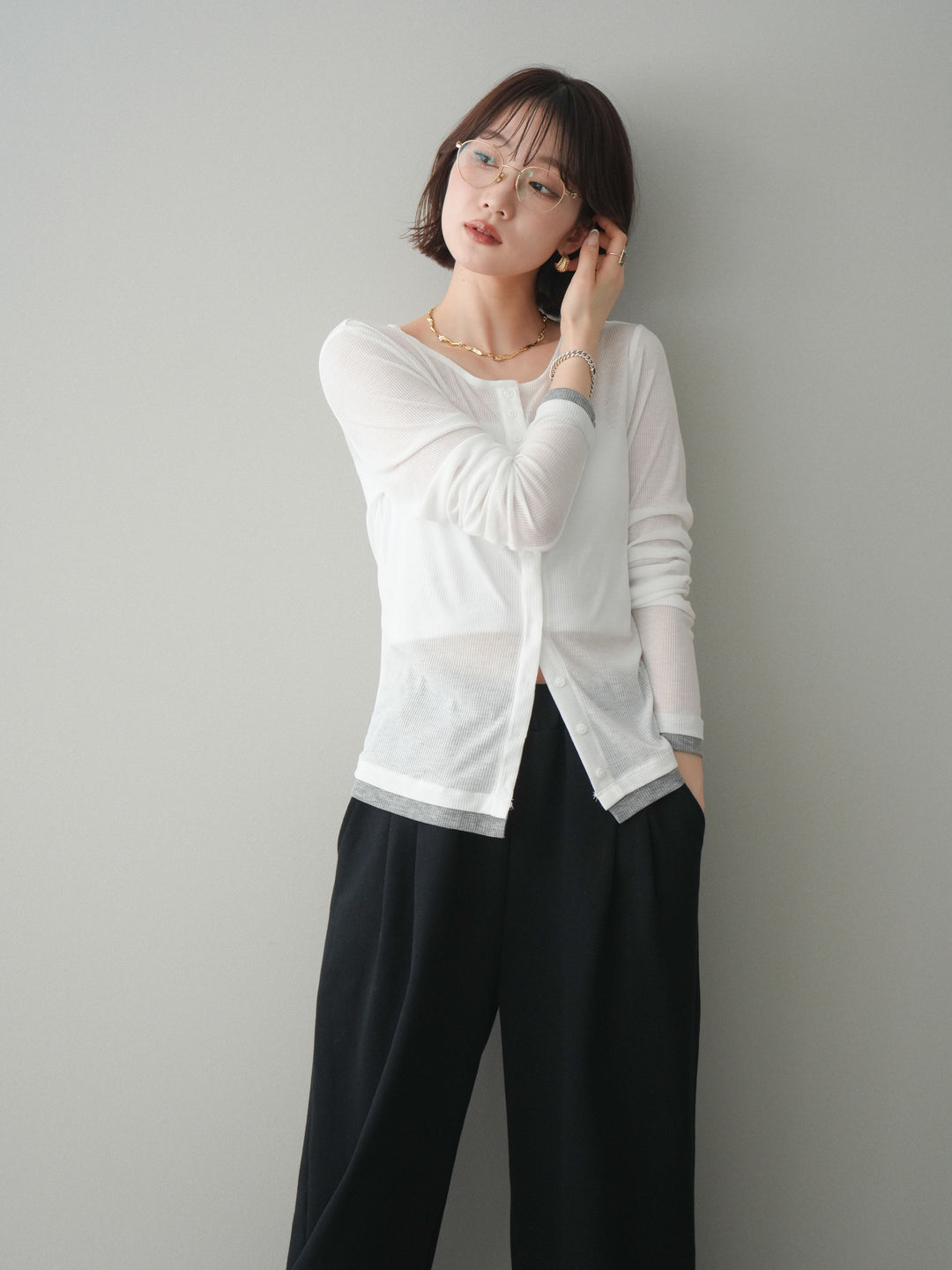 [予約]シアーリブバイカラーカーディガン/white