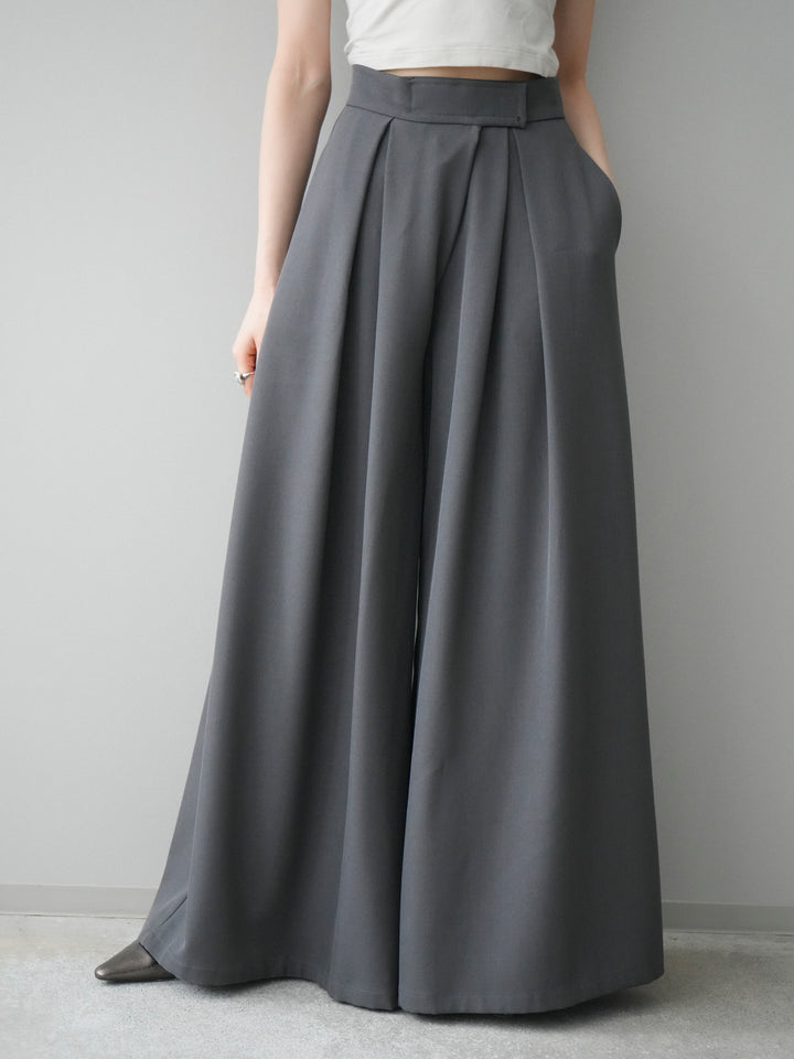 [予約]テープベルトタックバギーパンツ/gray