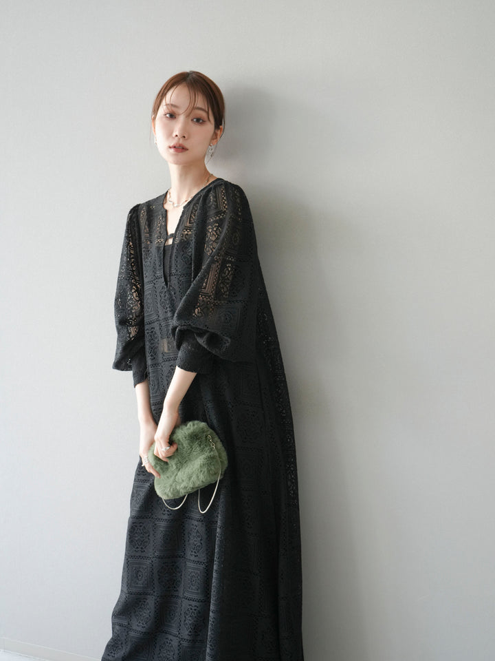 【套裝】塊蕾絲捲袖洋裝+塊蕾絲寬褲（2套）