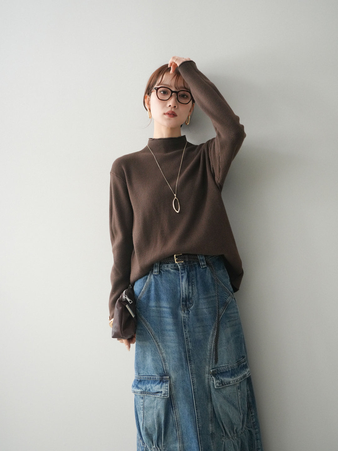 [予約]ボトルネック裾カールリブニットトップス/brown