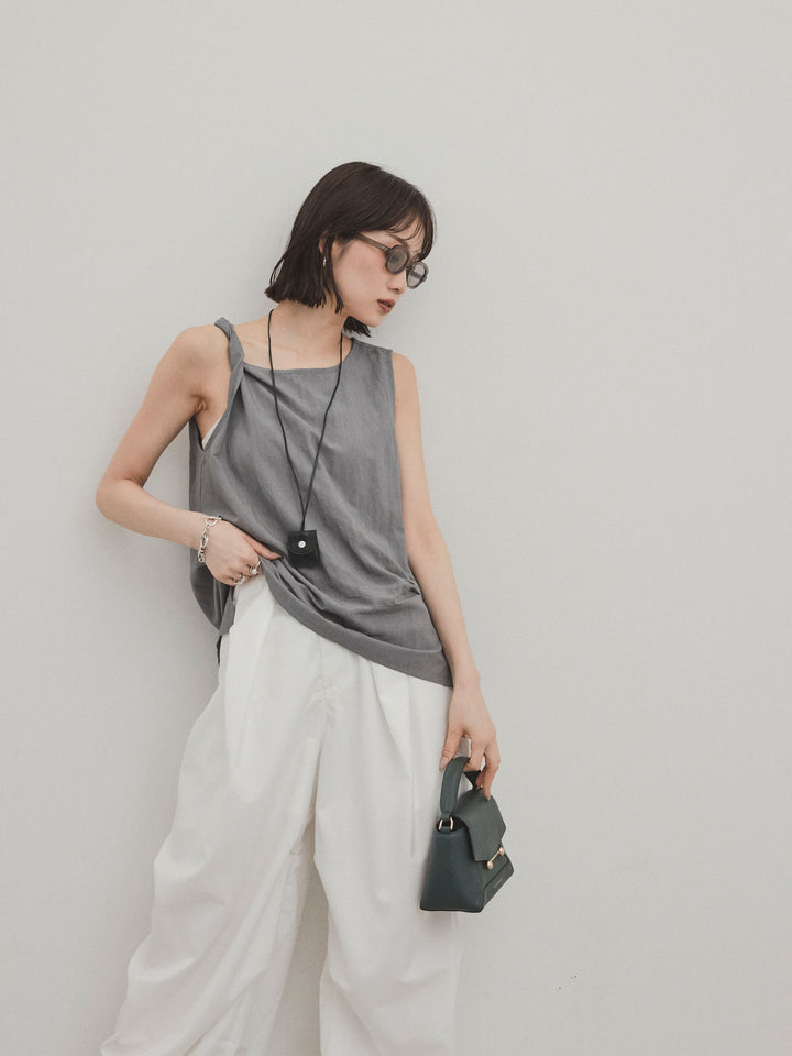 【預購】扭紋無袖上衣配皮項鍊/灰色