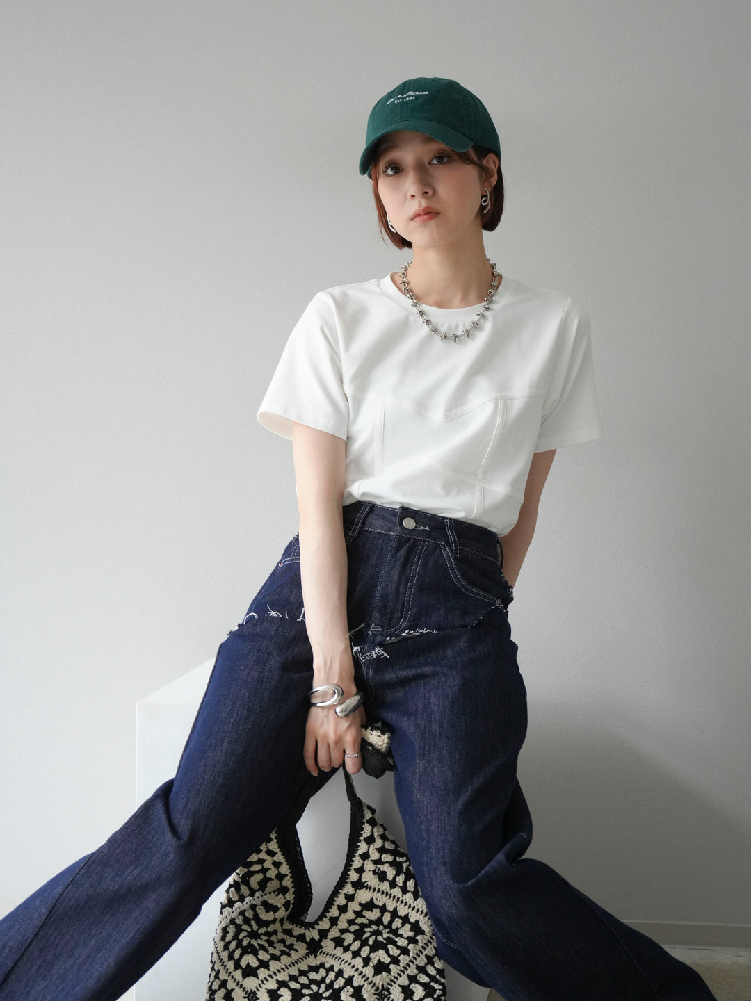 [SET]ビスチェデザインTシャツ+ヒップデザインデニムパンツ(2set)