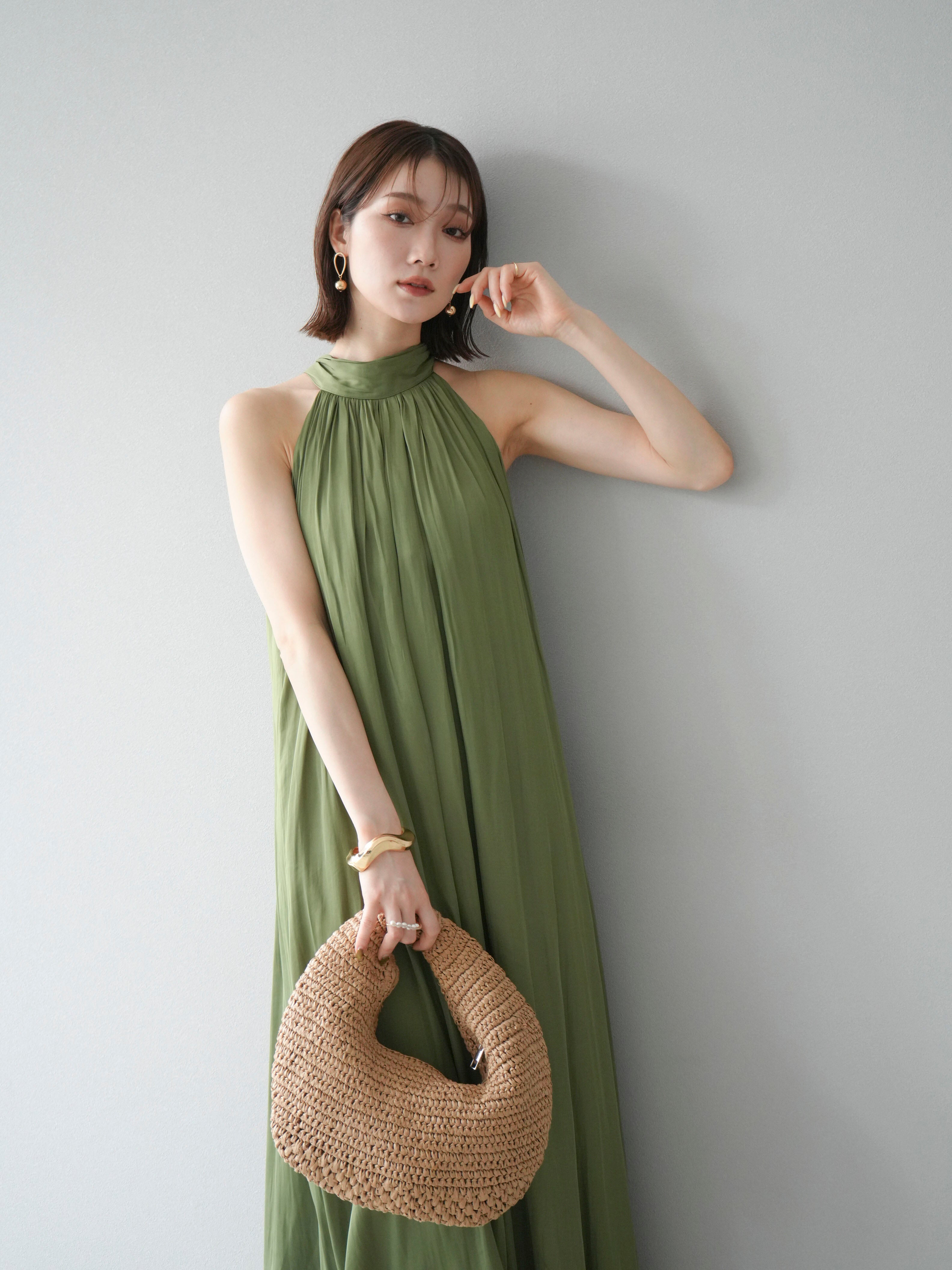 ホルターネックシアーワンピース グリーン ホルターネックシアーワンピース グリーン 予約]ニュアンス柄
