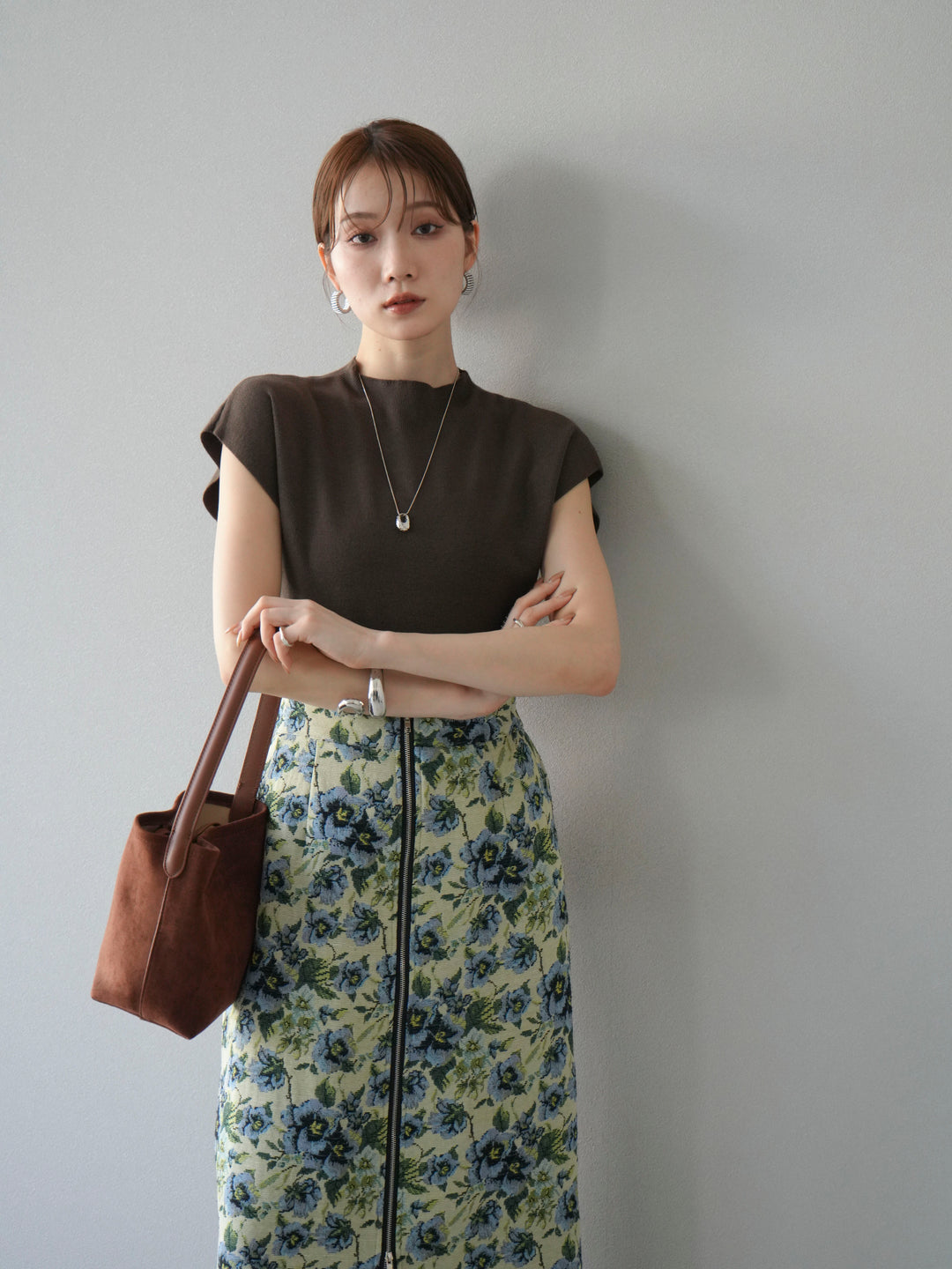 [SET]プチネックフレンチニットトップス+ゴブランフロントジップタイトスカート(2set)