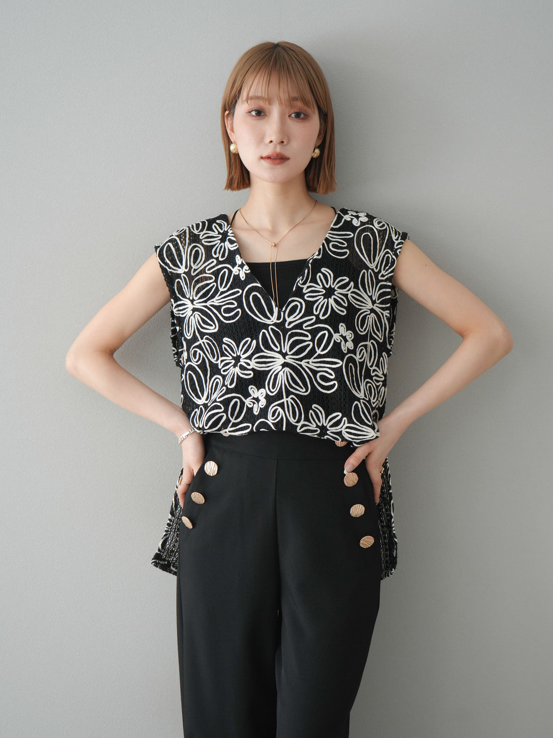 [予約]メッシュコード刺繍ベスト/ブラック