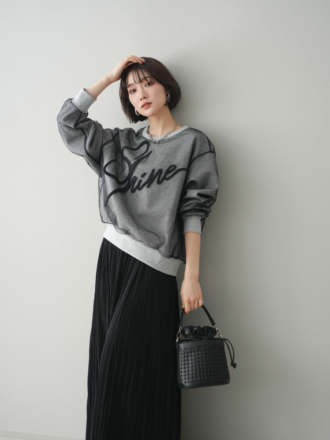 [予約]チュールレイヤードロゴスエットプルオーバー/gray