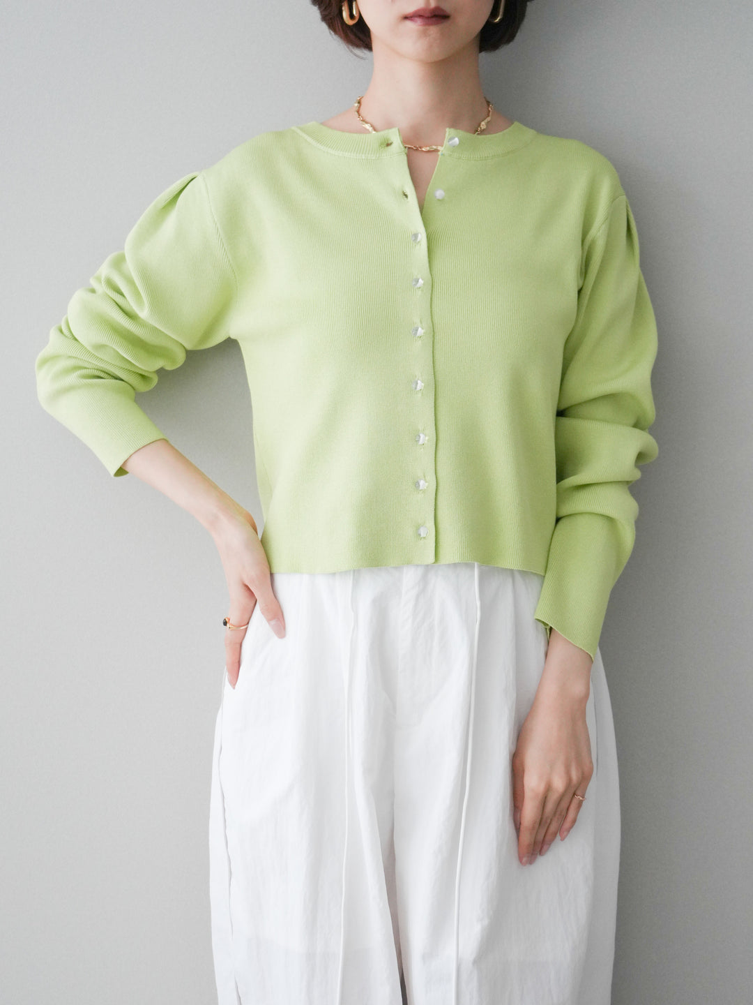 [SET]クリアボタンタックニットカーディガン+ドロストサイドラインナイロンパンツ(2set)