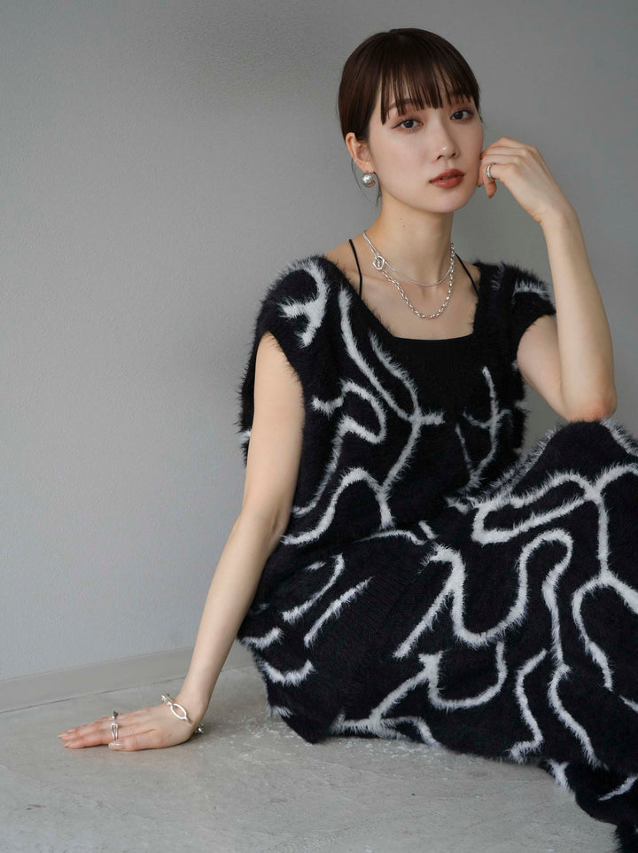 [SET] 線狀毛絨針織背心 + 線狀毛絨針織裙 (2套)