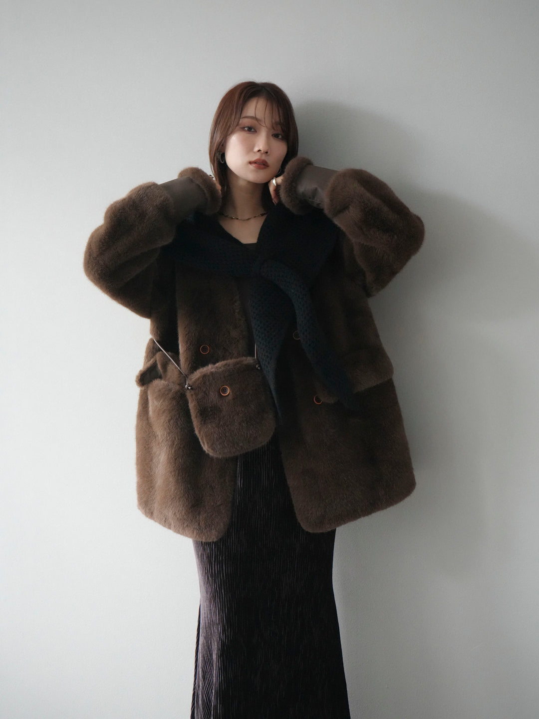 [予約]バッグ付エコファーノーカラーコート/brown