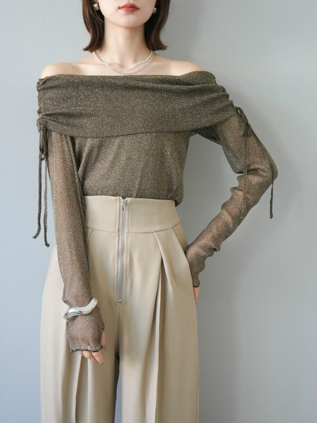 [予約]ラメシアーウィンガーホールオフショルトップス/ブラウン