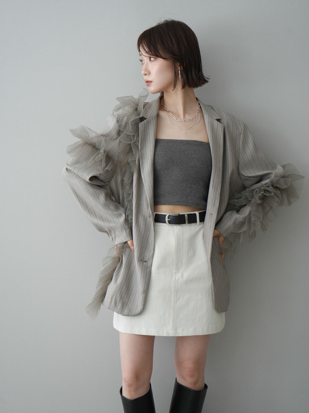 [予約]アシンメトリーチュールストライプジャケット/greige
