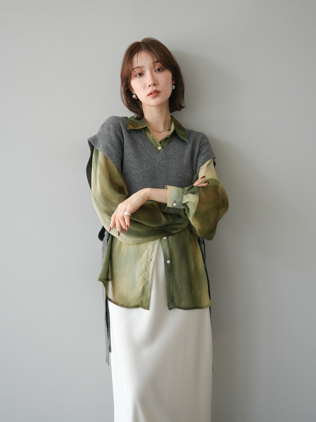 [予約]サイドリボンVネックショートニットベスト/チャコール