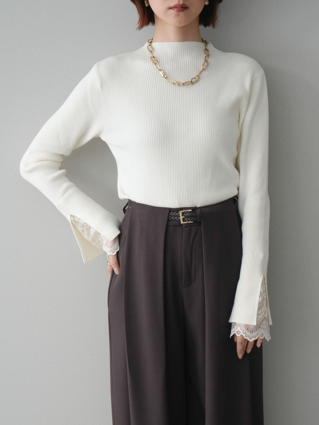 [SET]袖スカラップレースオフネックニットトップス+袖スカラップレースオフネックニットトップス(2set)