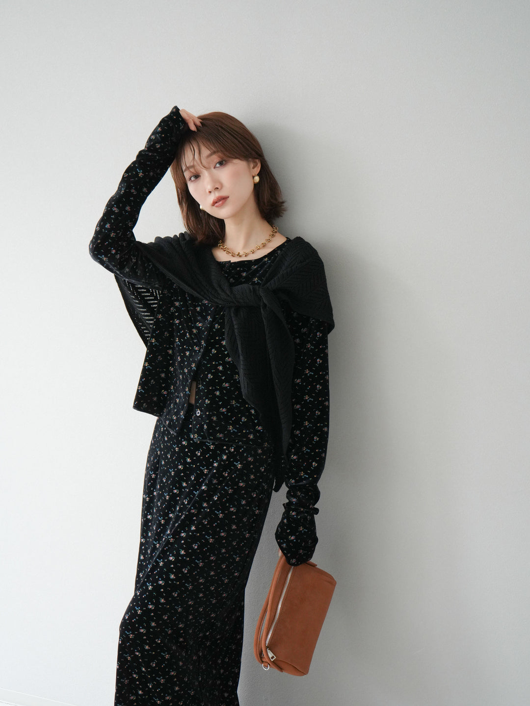 [予約]ベロアフラワープリントカーディガン/ブラックxイエロー