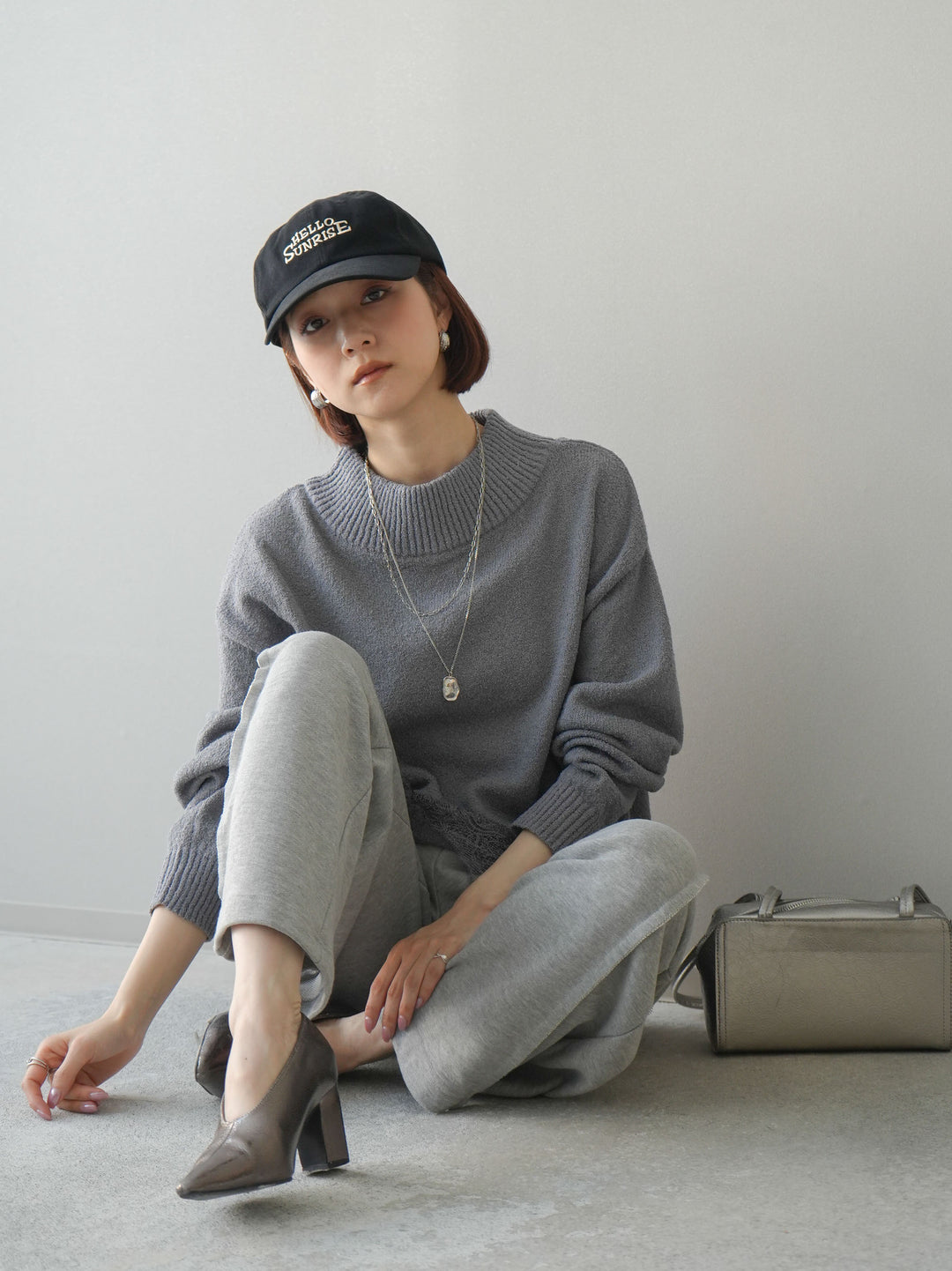 [SET]アシンメトリーレースヘムニットプルオーバー+2WAYデザインスウェットパンツ(2set)