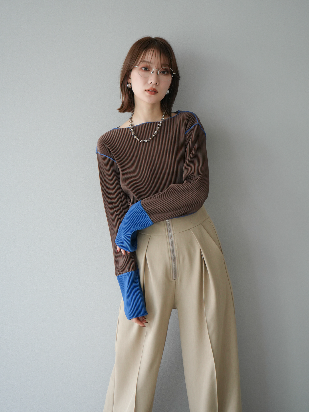 [予約]バイカラープリーツトップス/ブラウン