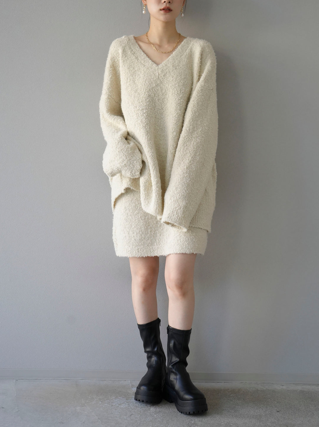 [SET] 橢圓針織衫 & 迷你裙 SET UP