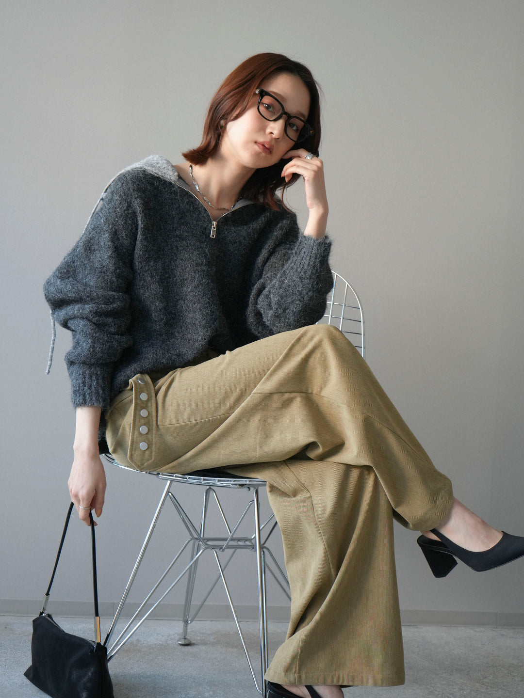 [予約]バイカラージップニットプルオーバー/charcoal