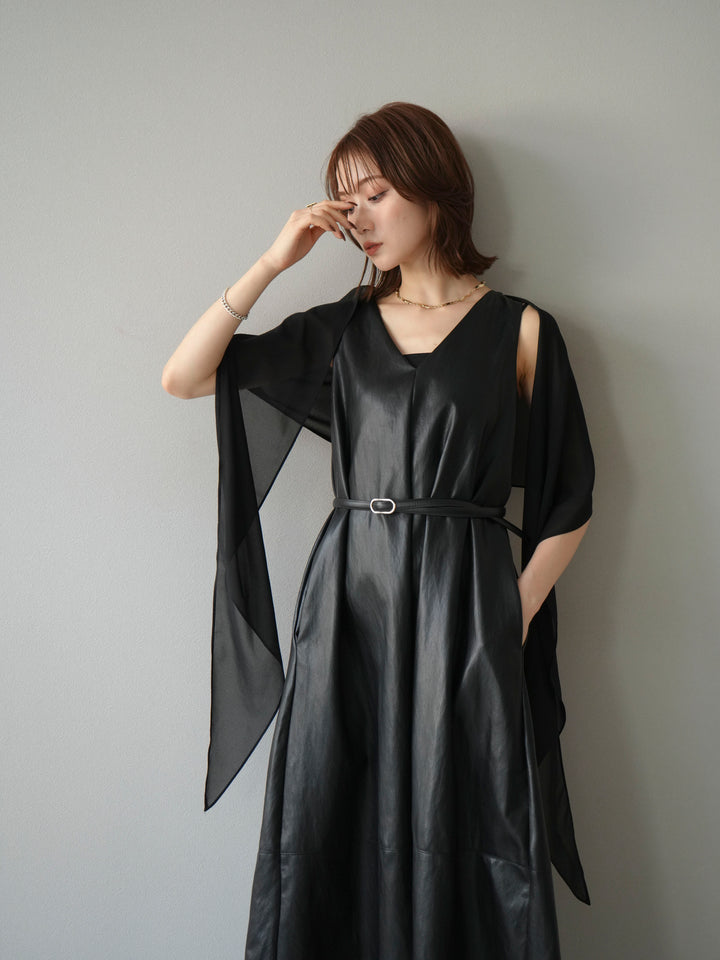 [予約]レザーAラインワンピース/ブラック