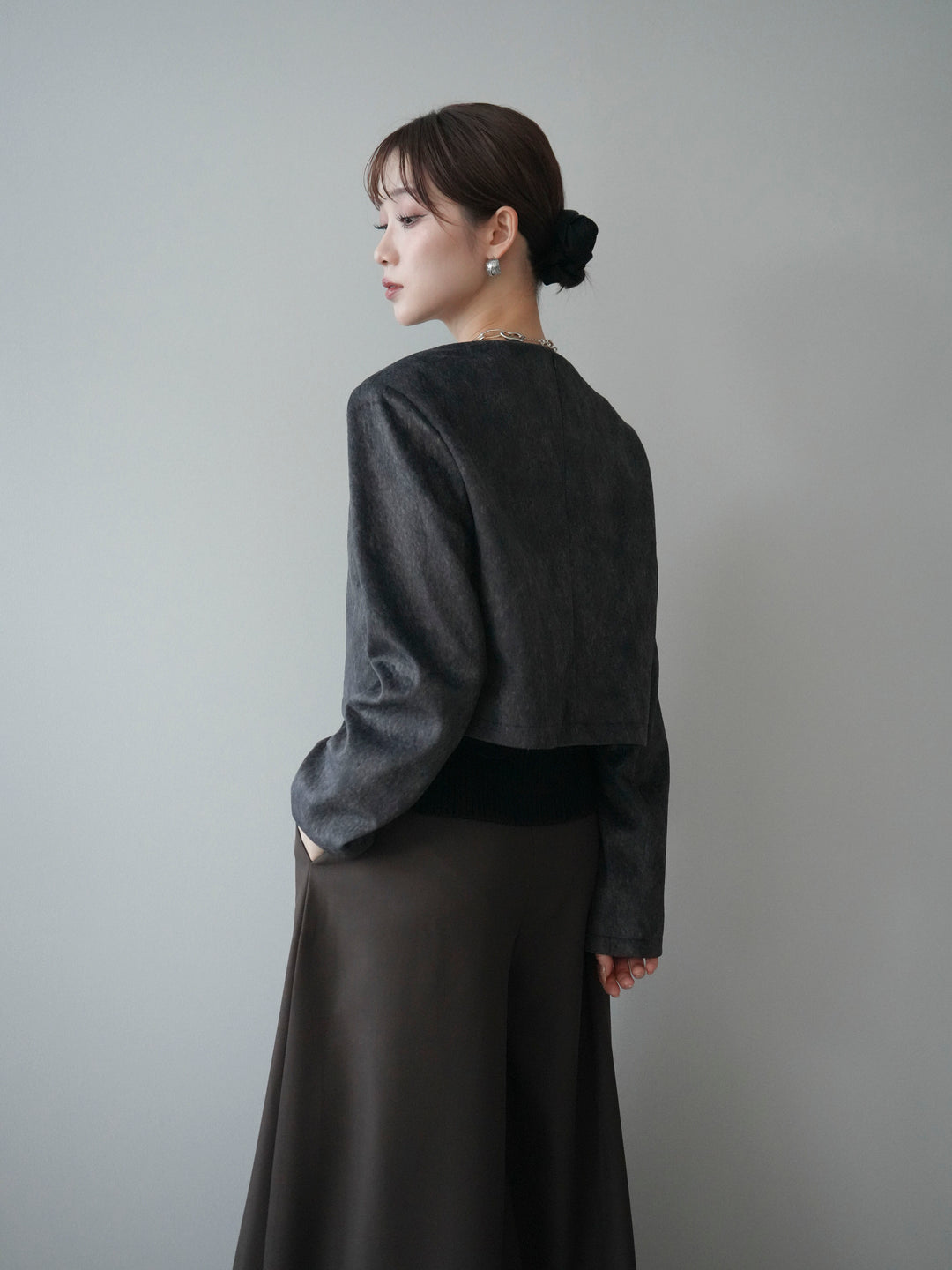 [予約]リブニットレイヤードスエードプルオーバー/charcoal