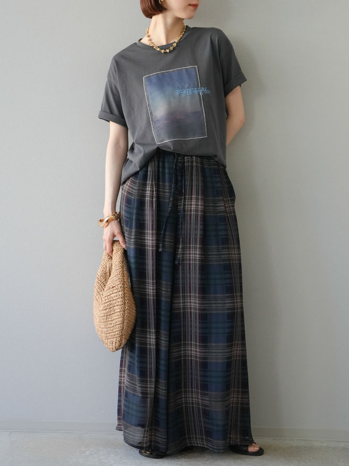 [SET] 薄紗層疊印花T卹 + 透視格紋寬鬆褲 (2件套)