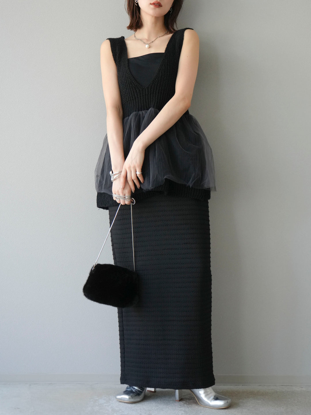 [予約]チュールレイヤードペプラムニットベスト/ブラック