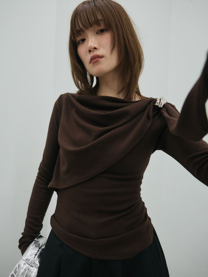 【Allure】[SET]ブローチ付ドレープ裏起毛トップス+モックスカルゼサイドタックコクーンパンツ(2set)