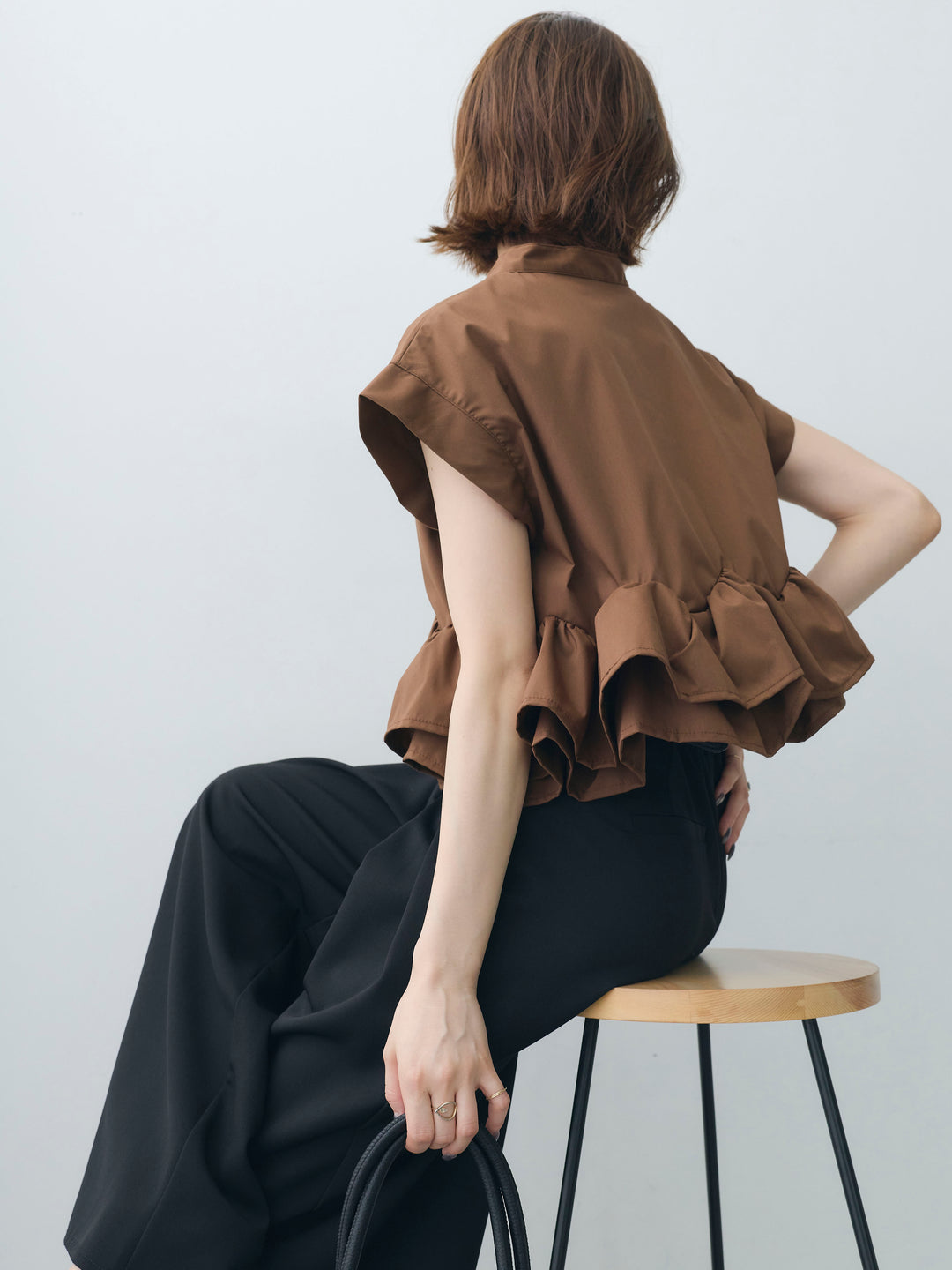[予約]ブロードフレンチフリルヘムブラウス/brown
