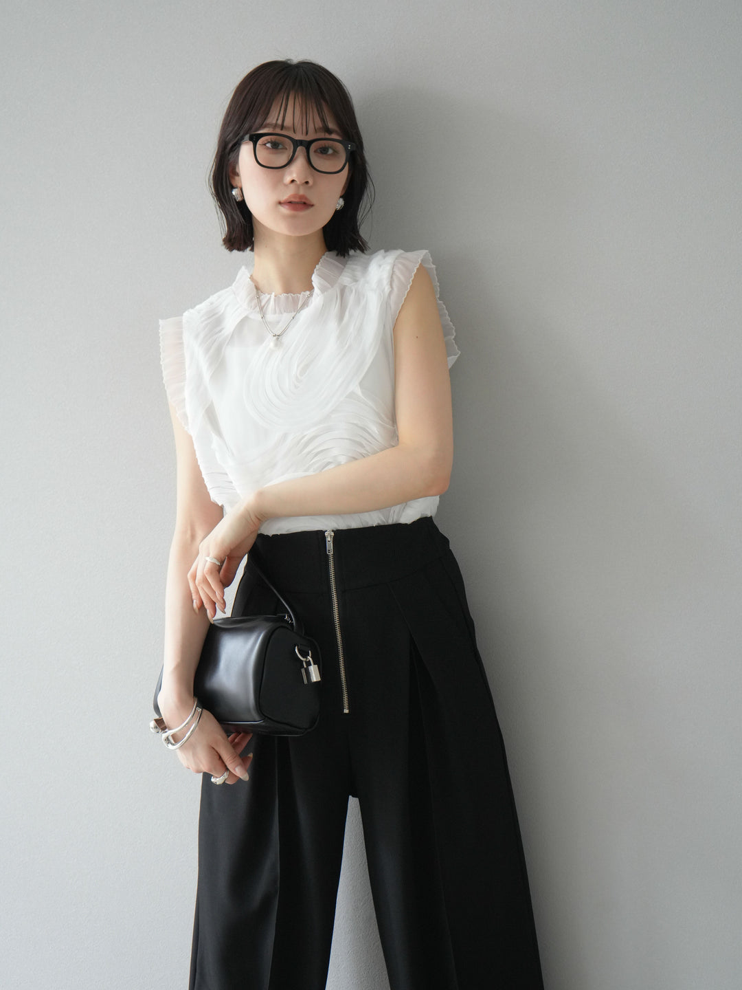 【預購】薄紗提花無袖上衣/米白