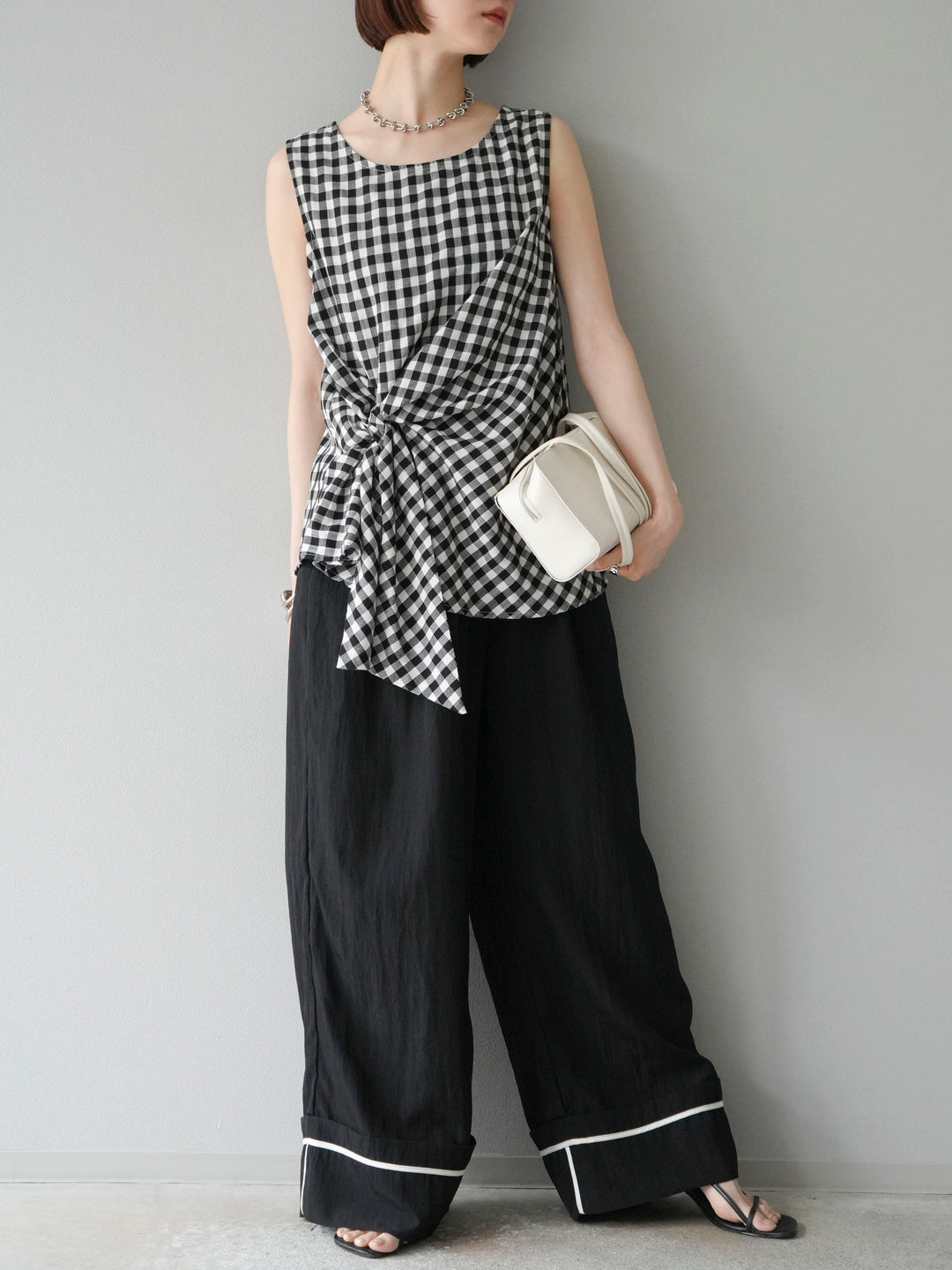 [SET] 前裹式無袖上衣+麻質下擺回型寬褲（2件組）