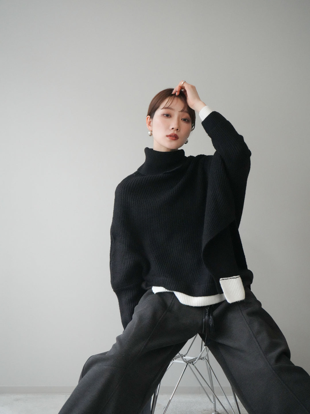 [予約]配色アシンメトリードルマンニットプルオーバー/black