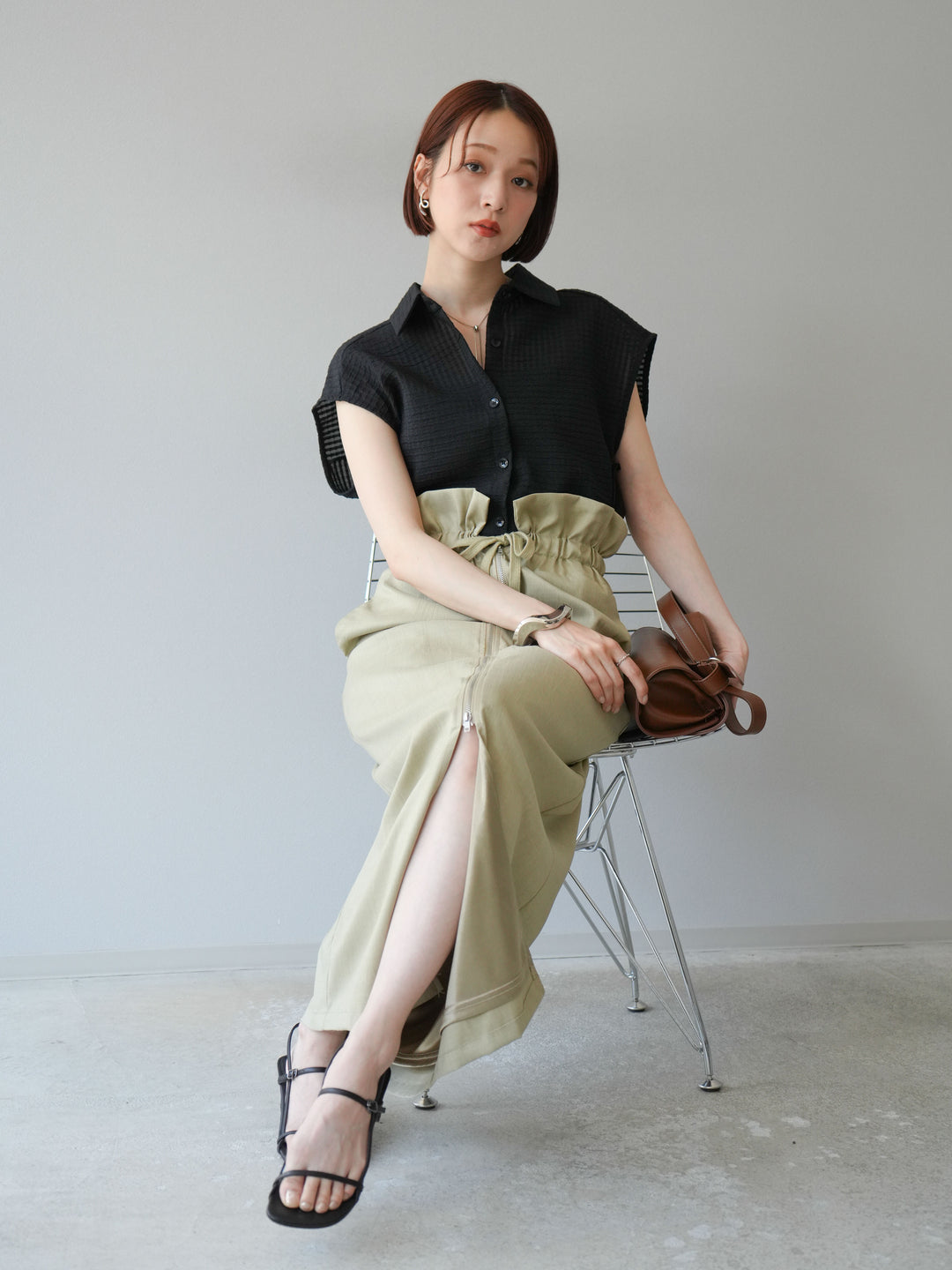 [SET]シアーチェックノースリーブシャツ+ヘザーエステルギャザージップスカート(2set)