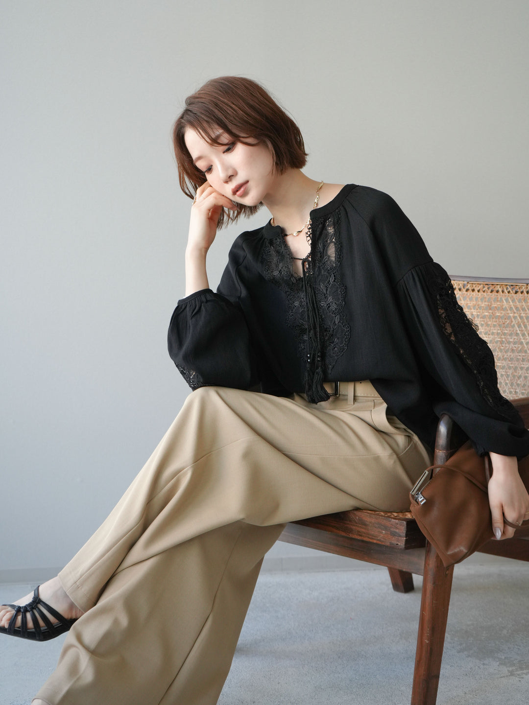 [予約]レーススリーブスキッパーブラウス/black