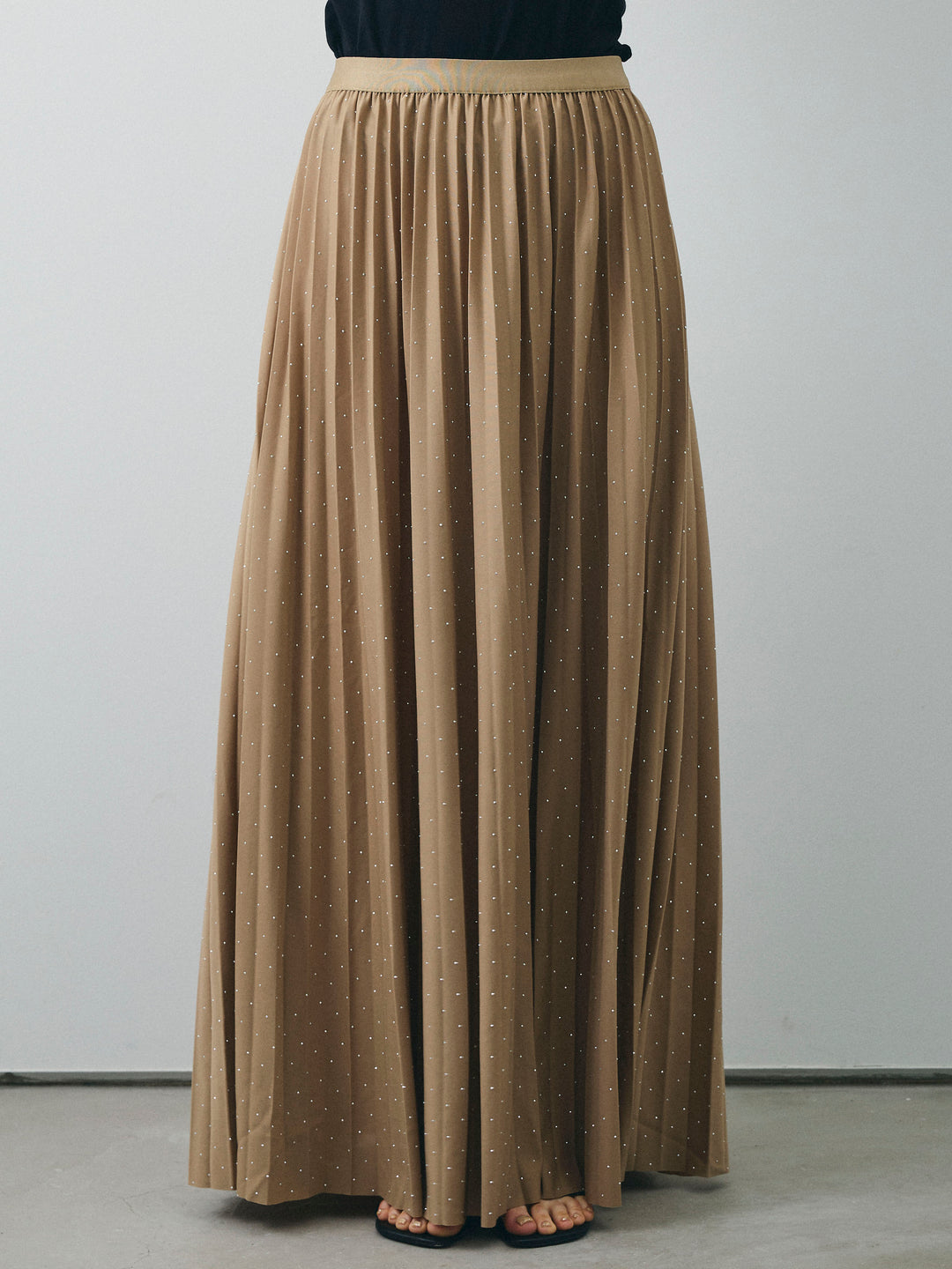 [予約]ラインストーンプリーツスカート/ベージュ