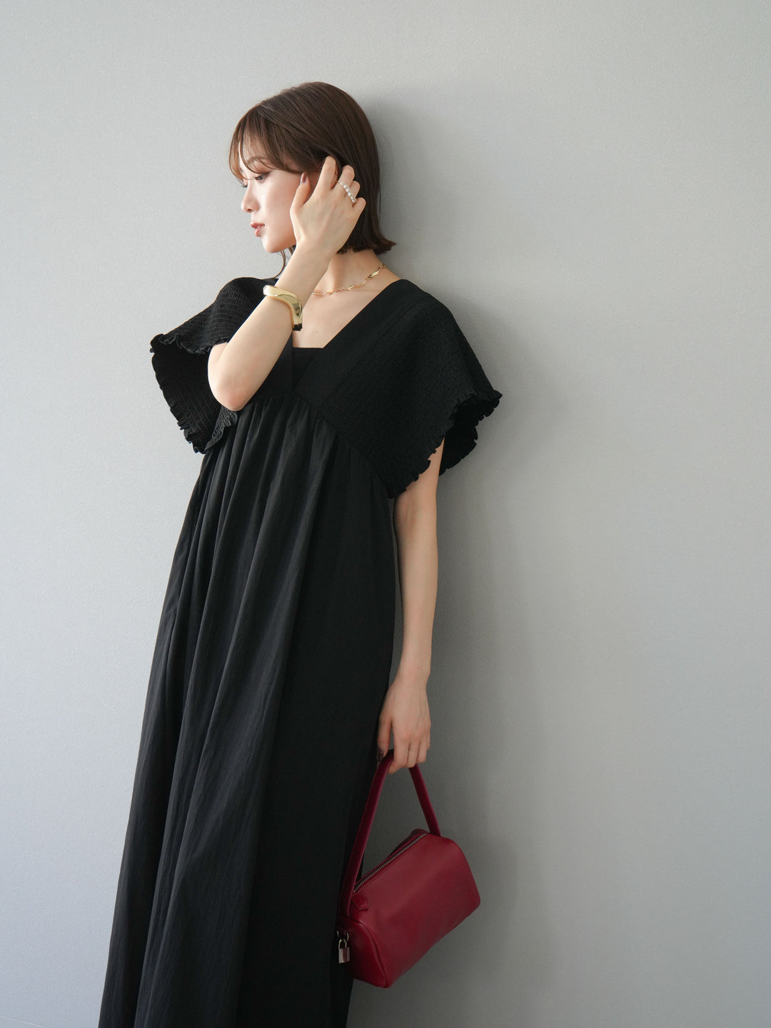 [SET] 褶皺V領連身裙 + 褶皺V領連身裙 (2件套)