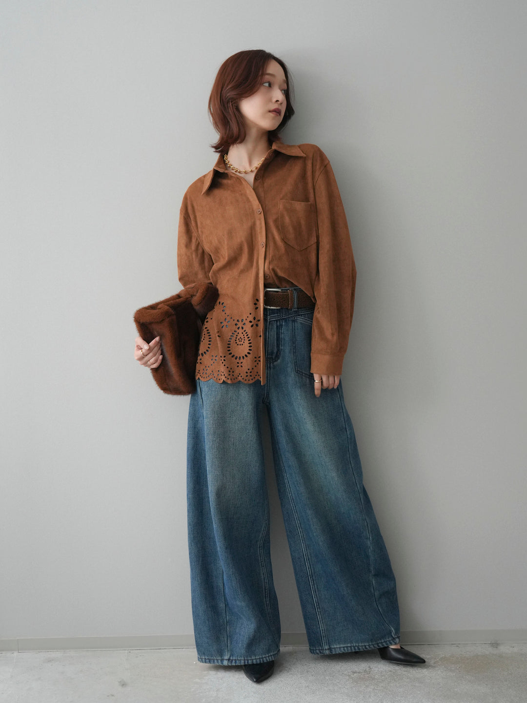 [SET]裾スカラップスエードシャツ+ベルト付裏起毛カーブデニムパンツ(2set)