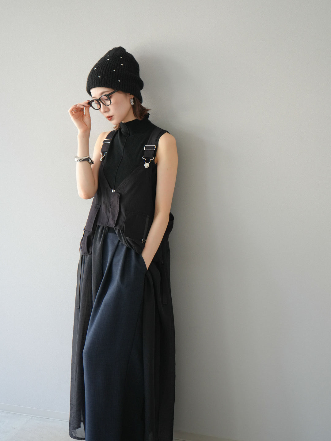 [SET] 戰術背心歐根紗洋裝 + 麻質寬鬆寬褲 (2 件套)