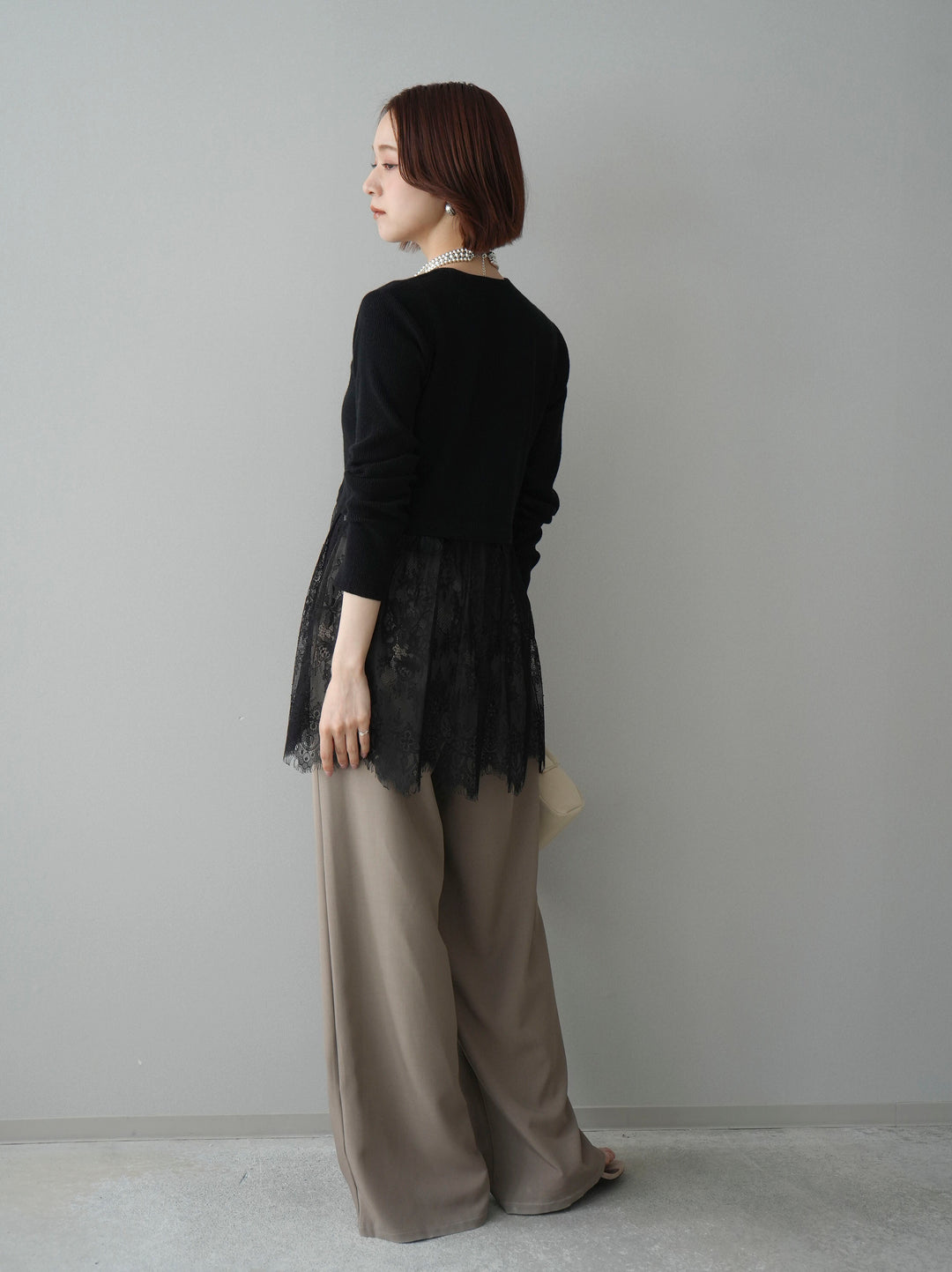 [SET]クルーネックレースドッキングリブニットトップス+ベルト付キーホルダーモチーフワイドパンツ(2set)