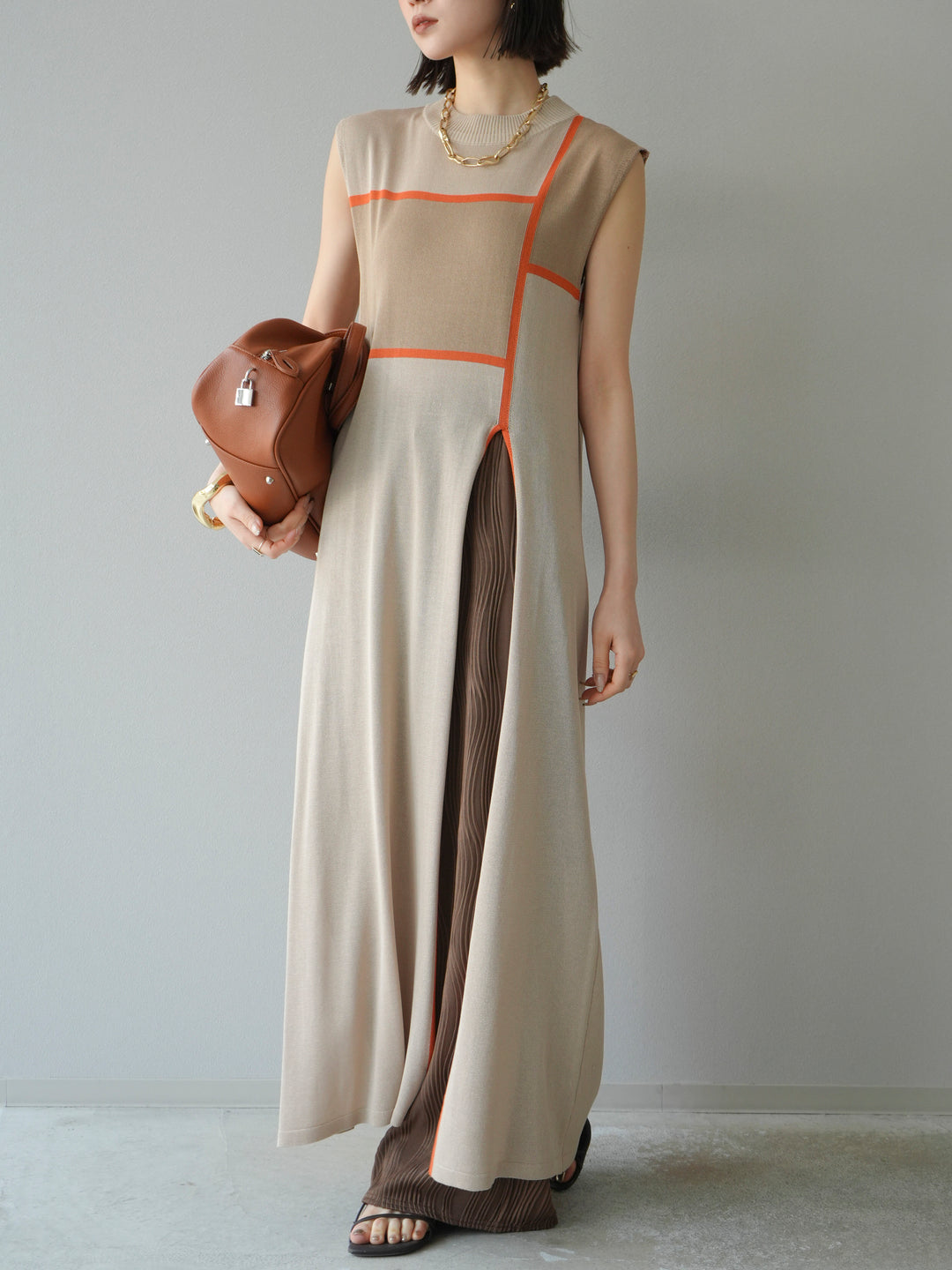 [予約]配色スリットニットワンピース/ベージュ