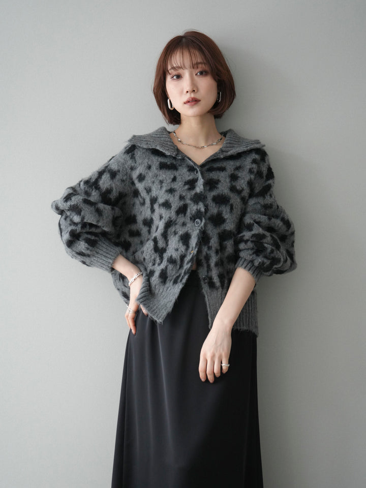 [予約]スタンドネックレオパード柄ニットカーディガン/gray