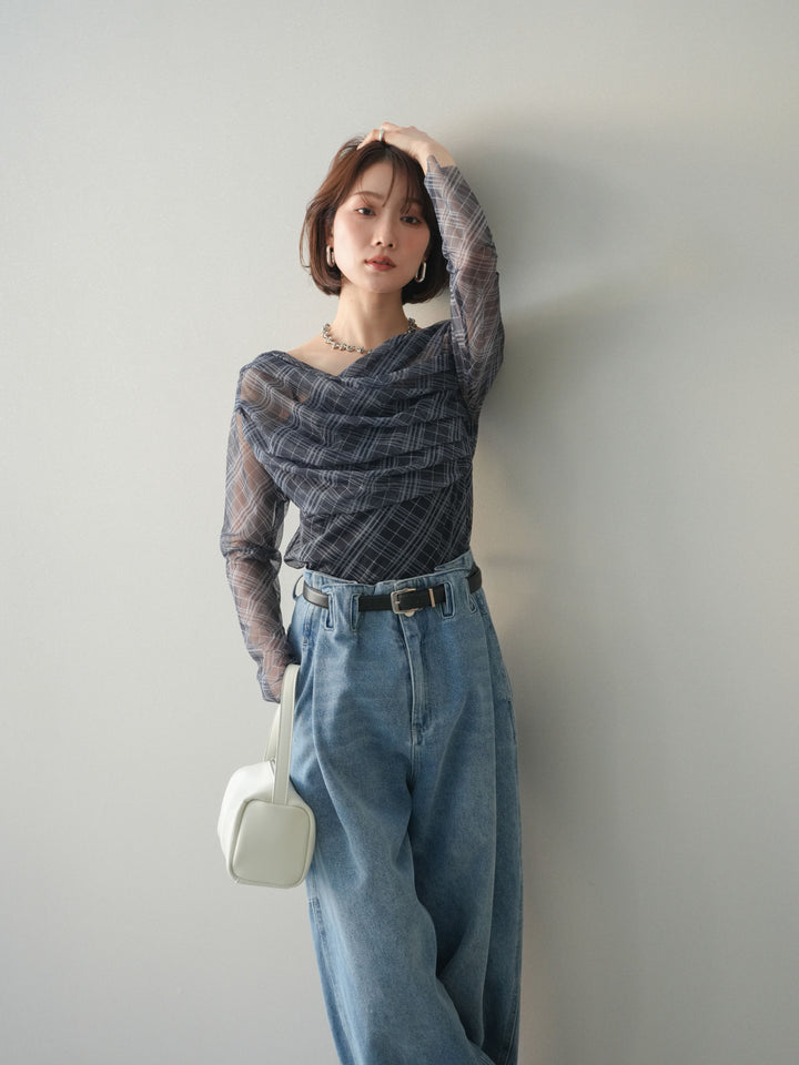 [予約]チュールバイアスチェックプリントタックネックトップス/navy