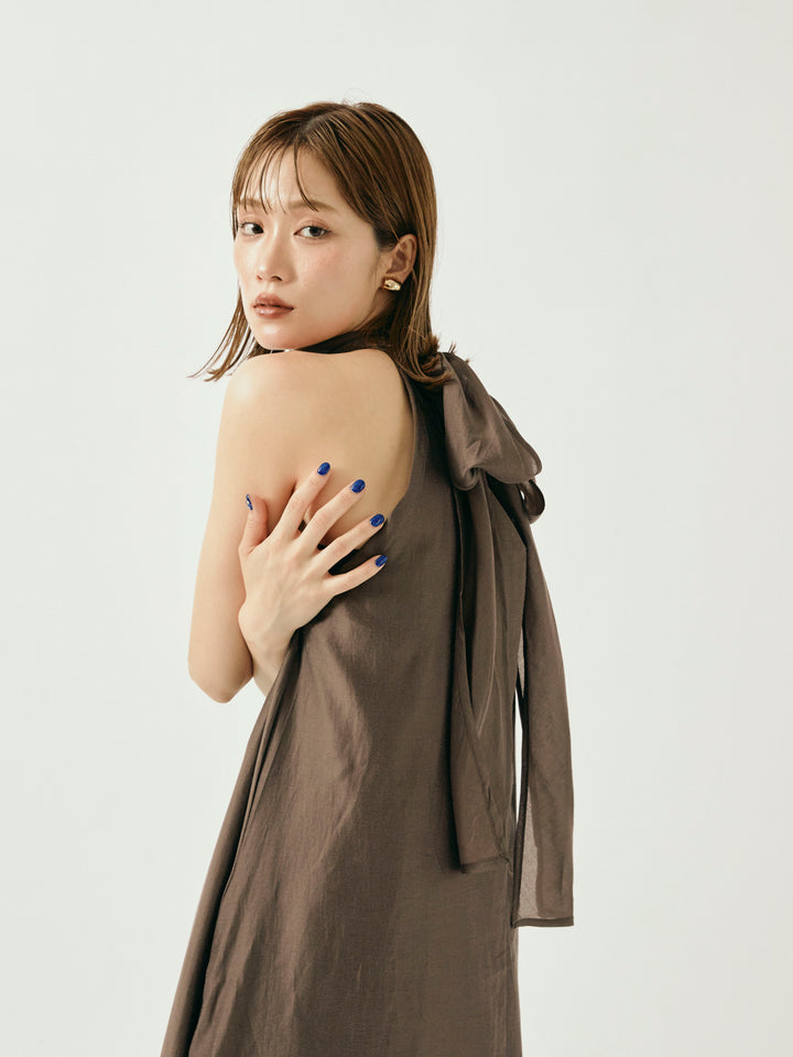 [予約]シャイニーホルターネックレイヤードワンピース/ブラウン