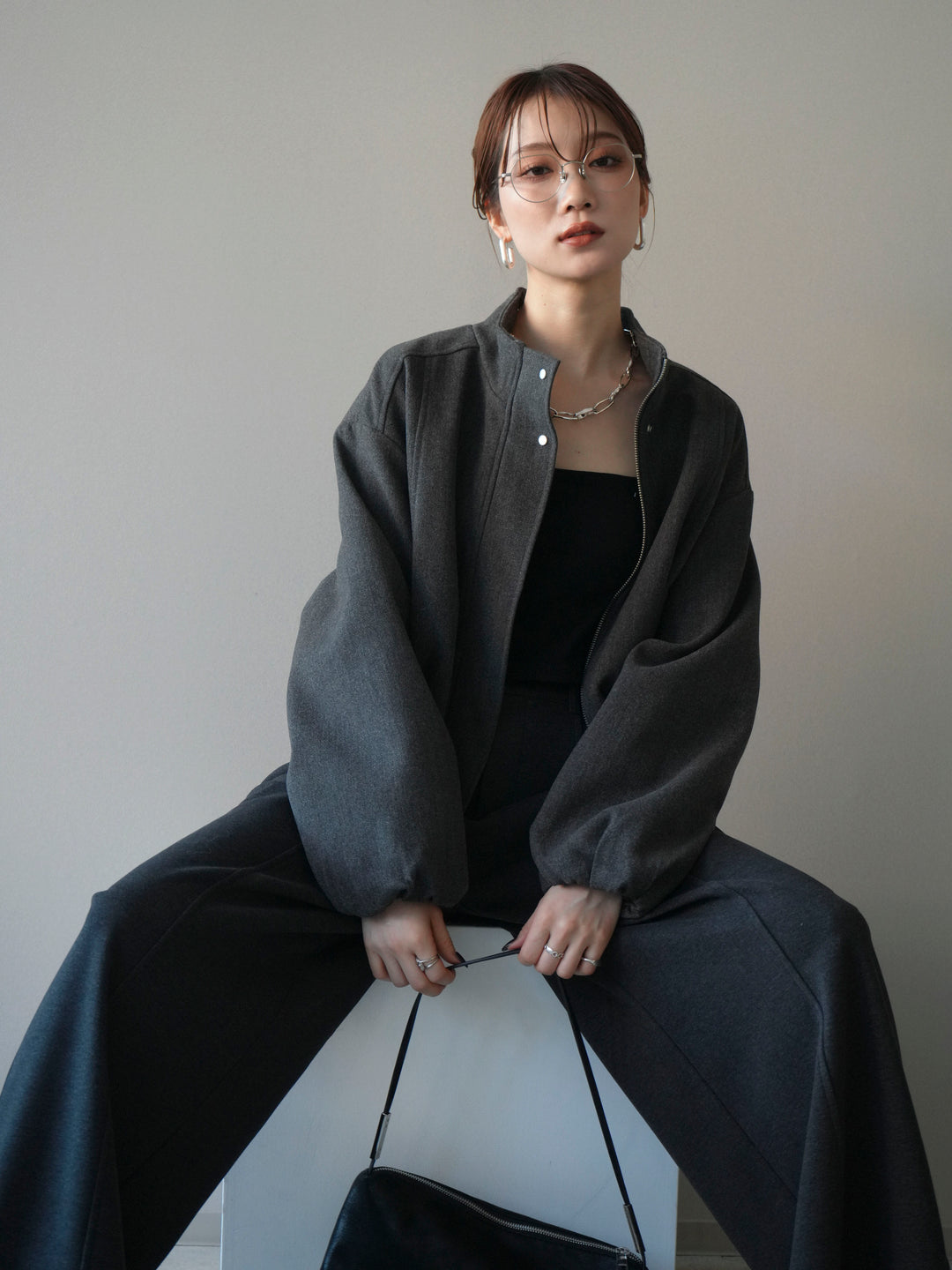 [予約]タックデザインジップブルゾン/charcoal