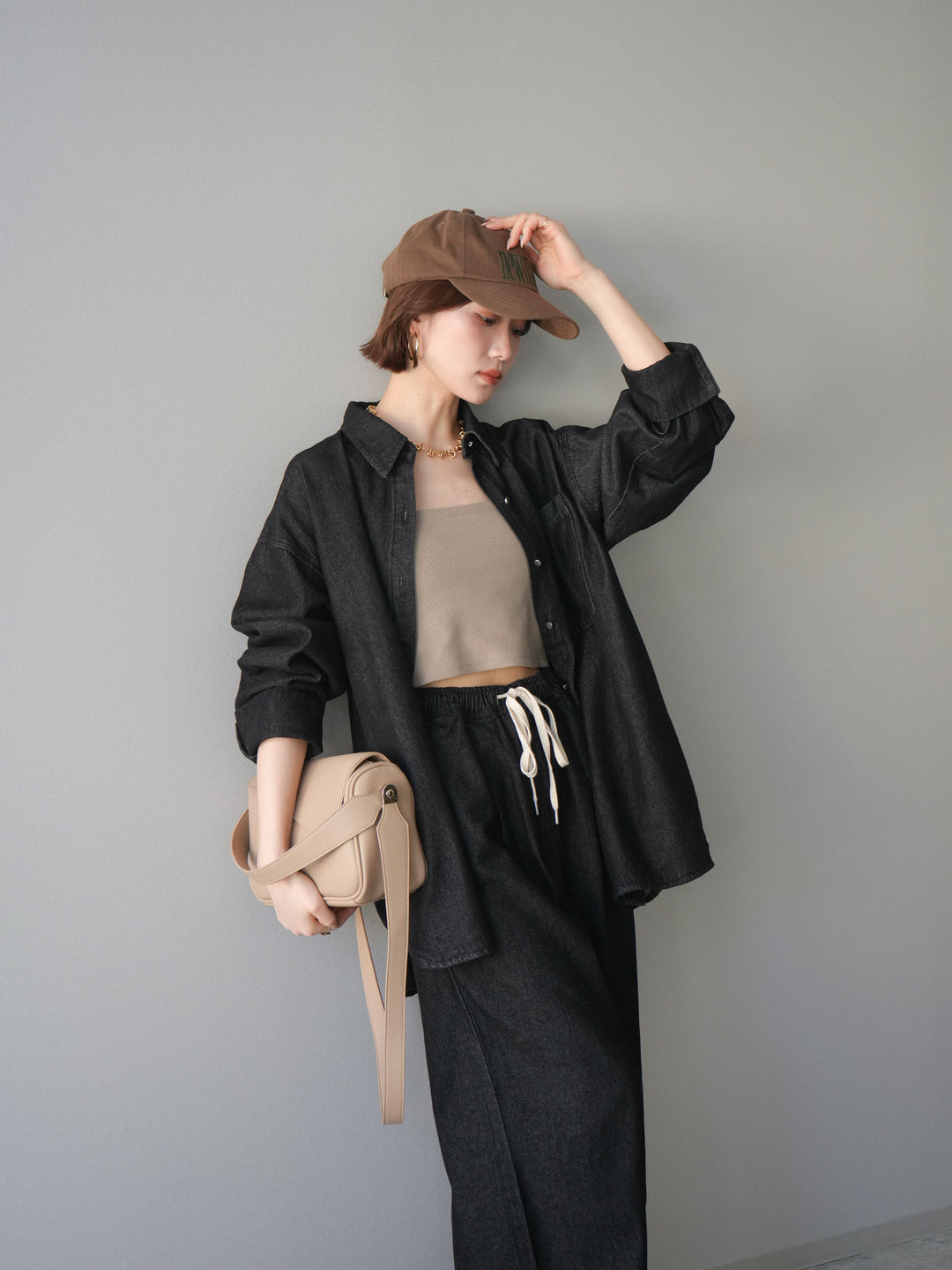 [SET]ポイントレザーオーバーデニムシャツ+ドロストワイドデニムパンツ(2set)