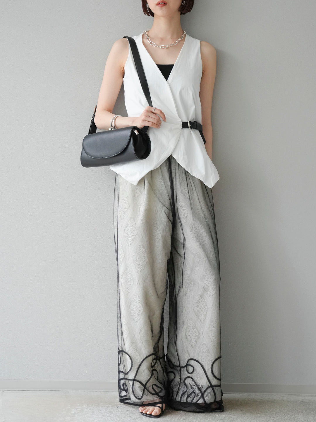 [SET]ベルトデザインバルーンブラウス+レースタックイージーパンツ+コード刺繍チュールレイヤードパンツ(3set)