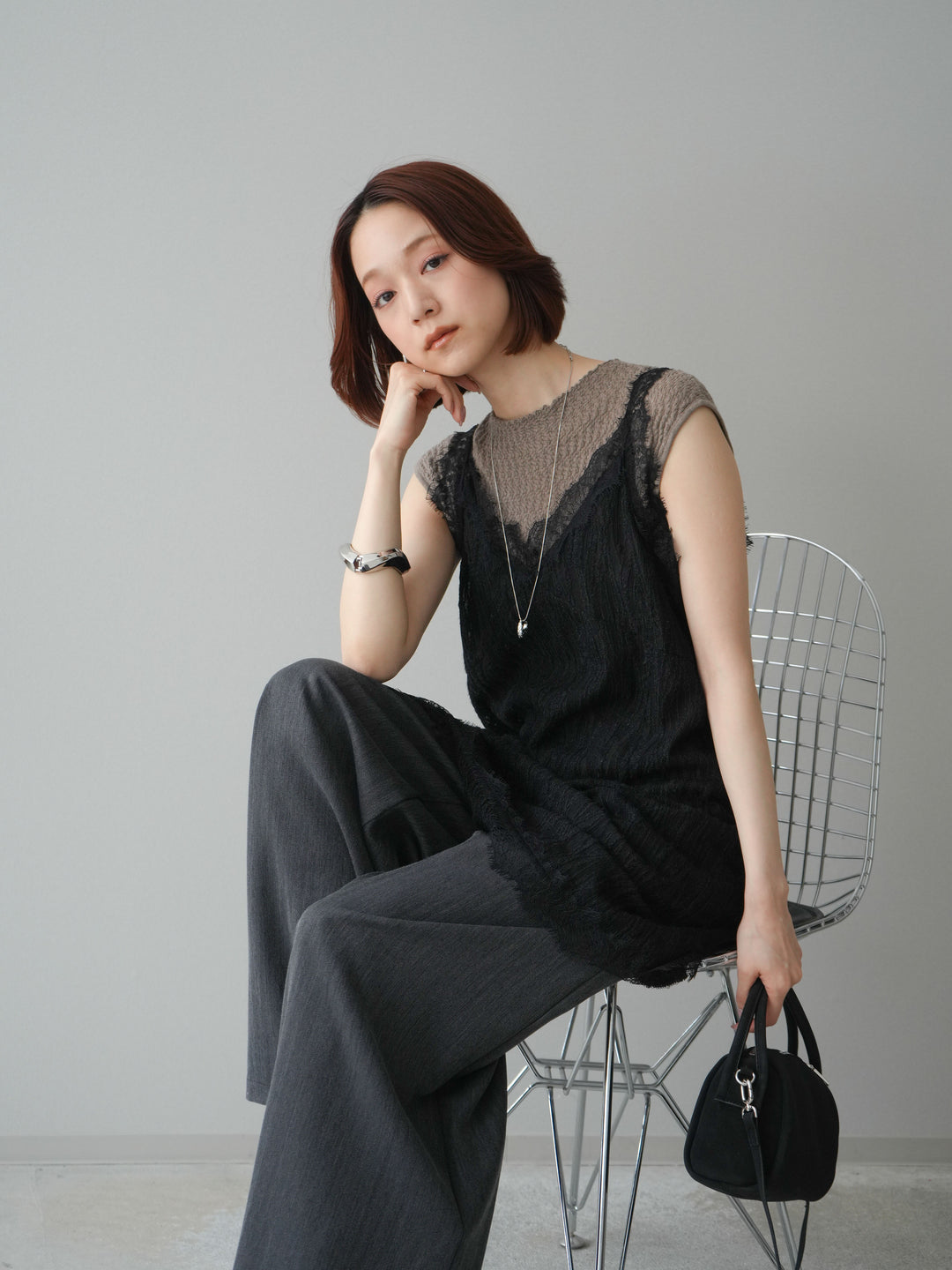 [予約]レース切替ジャガードニットロングキャミソール/black