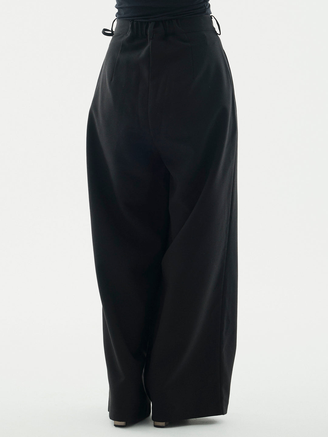 [予約]ラップデザインタックワイドパンツ/ブラック